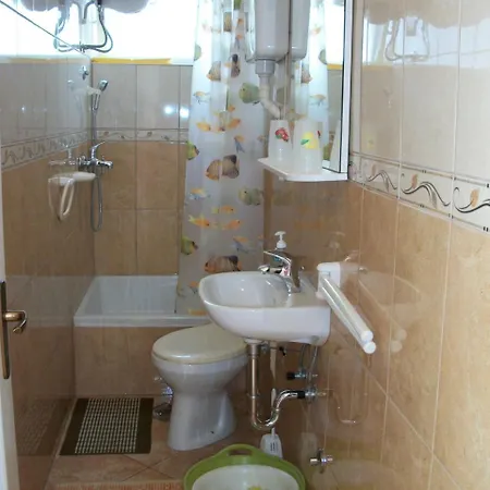 Lejlighed In With Sea View, Terrace, Air Conditioning, Wi-fi