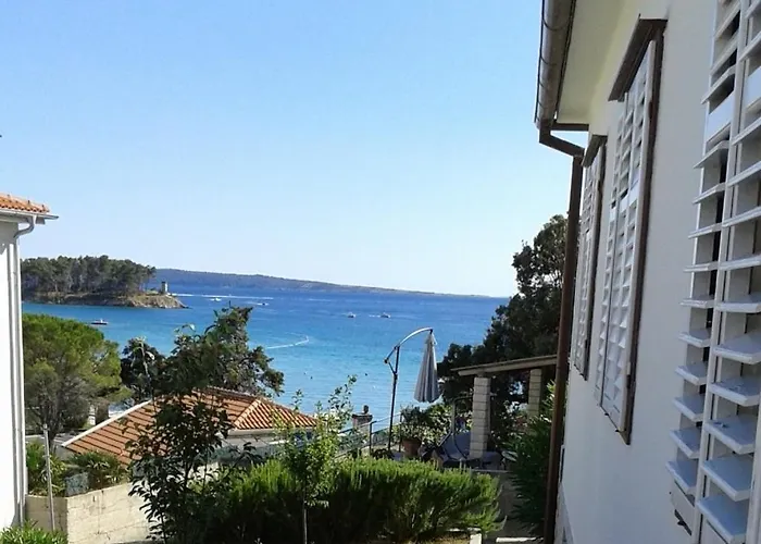 아파트 In With Sea View, Terrace, Air Conditioning, Wi-fi Banjol