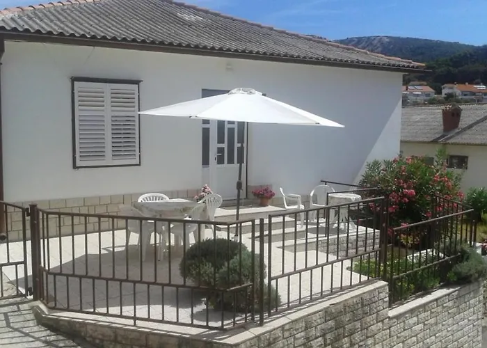 아파트 In With Sea View, Terrace, Air Conditioning, Wi-fi *