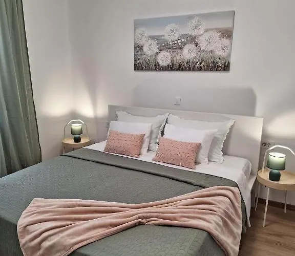 In With Sea View, Terrace, Air Conditioning, Wi-fi 아파트 *