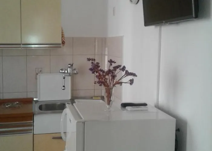 In With Sea View, Terrace, Air Conditioning, Wi-fi *